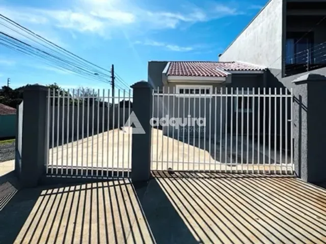 Casa 3 quartos e 2 banheiros, à venda, no bairro Uvaranas em Ponta Grossa