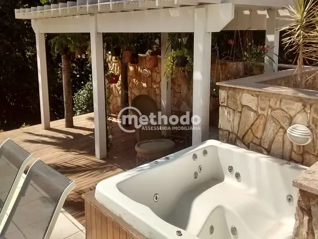 Casa com 5800m² 6 quartos e 6 banheiros, à venda, no bairro Chácaras São Bento em Valinhos