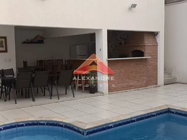 Casa com 315m² 4 quartos e 1 banheiro, à venda, no bairro Jardim San Marino em São José dos Campos