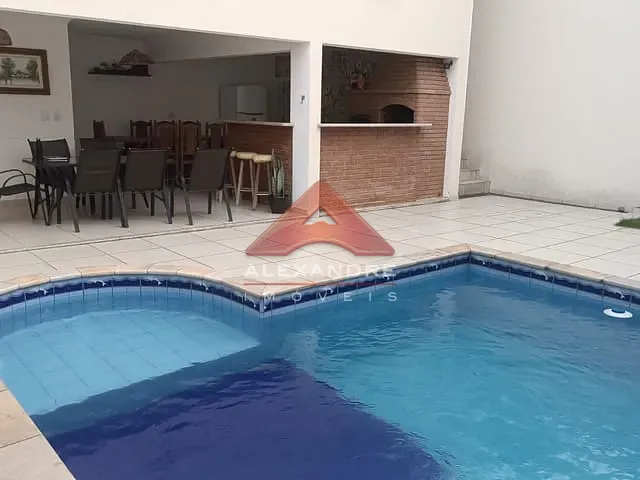 Casa com 315m² 4 quartos e 1 banheiro, à venda, no bairro Jardim San Marino em São José dos Campos