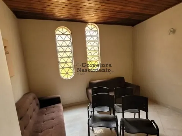 Casa com 1000m² 2 quartos e 1 banheiro, para alugar, no bairro Jardim Santa Maria em Jacareí
