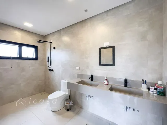 Casa com 460m² 4 quartos e 5 banheiros, à venda, no bairro Condomínio Residencial Alphaville I em São José dos Campos