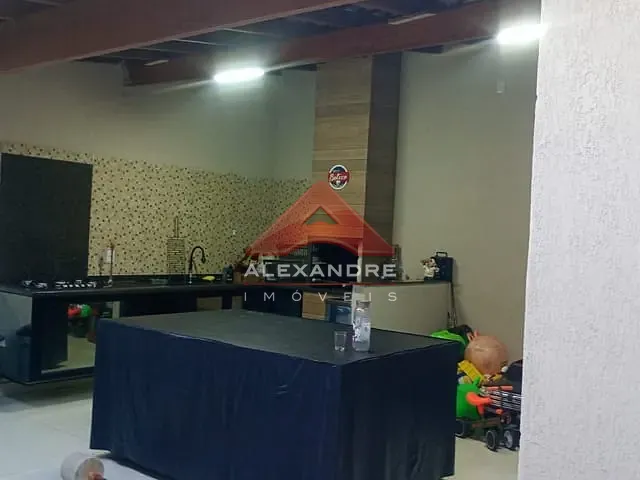 Casa com 143m² 2 quartos e 2 banheiros, à venda, no bairro Jardim Santa Júlia em São José dos Campos