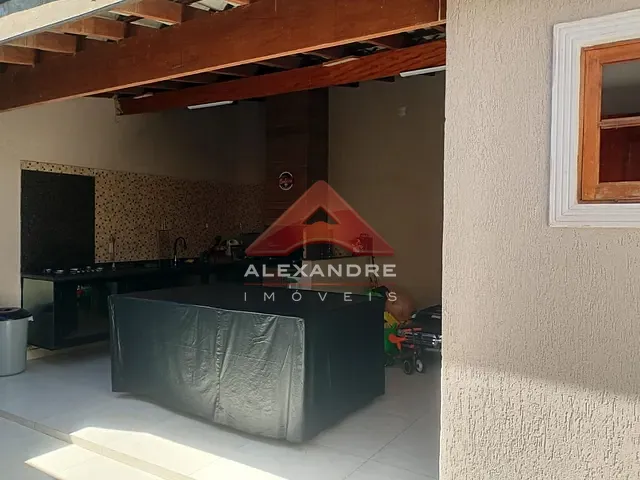 Casa com 143m² 2 quartos e 2 banheiros, à venda, no bairro Jardim Santa Júlia em São José dos Campos