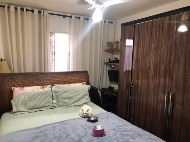 Casa 2 quartos e 1 banheiro, à venda, no bairro Quiririm em Taubaté