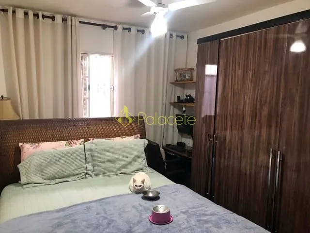 Casa 2 quartos e 1 banheiro, à venda, no bairro Quiririm em Taubaté