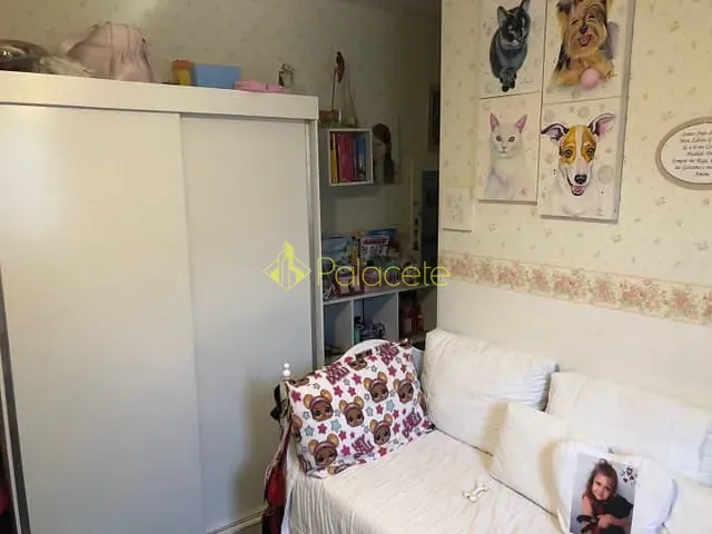 Casa 2 quartos e 1 banheiro, à venda, no bairro Quiririm em Taubaté