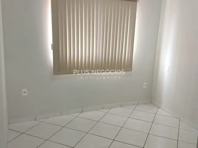 Casa com 100m² 2 quartos e 1 banheiro, à venda, no bairro Vila Santa Rita em Sorocaba