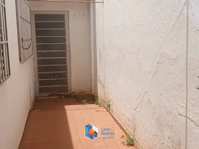 Casa com 128m² 2 quartos e 2 banheiros, à venda, no bairro Presidente Médici em Ribeirão Preto