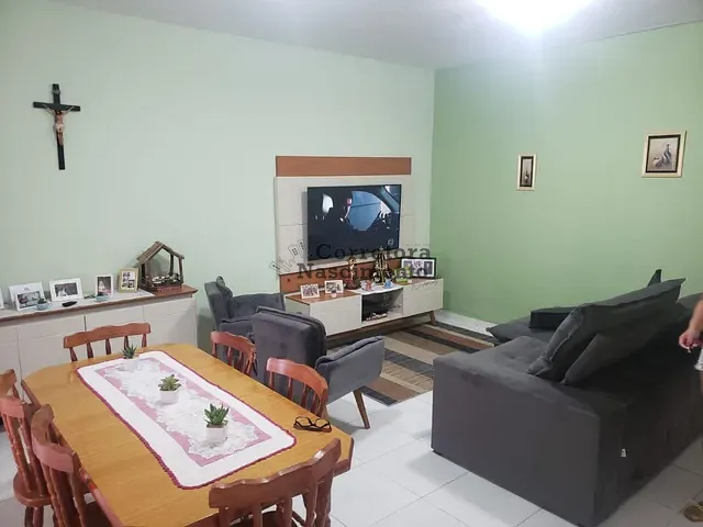 Casa com 300m² 3 quartos e 3 banheiros, à venda, no bairro Jardim America em São José dos Campos
