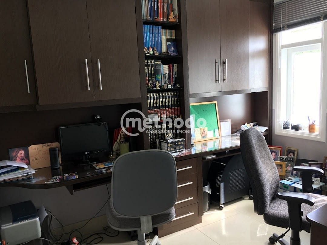 Casa, 5 quartos, 452 m² - Foto 26