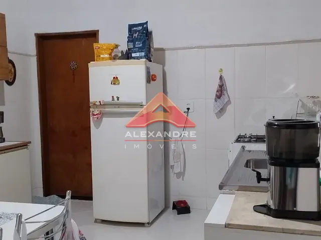 Casa com 126m² 1 quarto e 1 banheiro, à venda, no bairro Jardim Minas Gerais em São José dos Campos