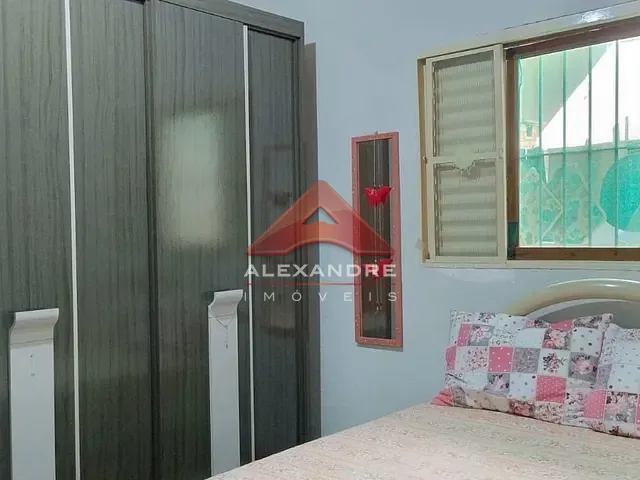 Casa com 126m² 1 quarto e 1 banheiro, à venda, no bairro Jardim Minas Gerais em São José dos Campos