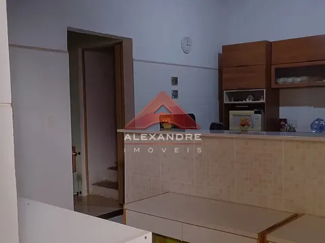 Casa com 126m² 1 quarto e 1 banheiro, à venda, no bairro Jardim Minas Gerais em São José dos Campos