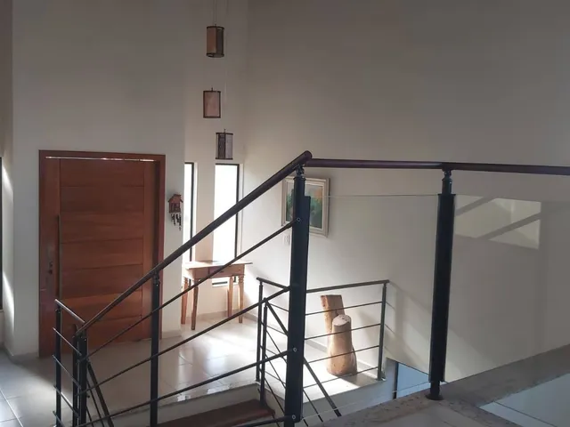 Casa com 1078m² 3 quartos e 5 banheiros, à venda, no bairro Abaete em Taubaté