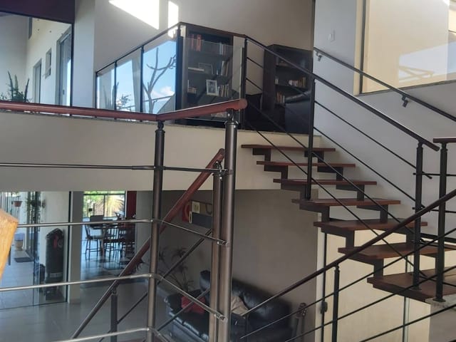 Casa com 1078m² 3 quartos e 5 banheiros, à venda, no bairro Abaete em Taubaté