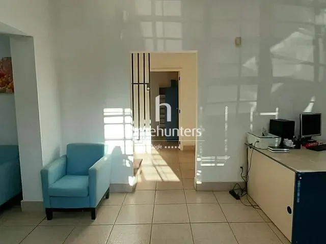 Casa com 181m² 5 quartos e 3 banheiros, à venda, no bairro Vila Itapura em Campinas