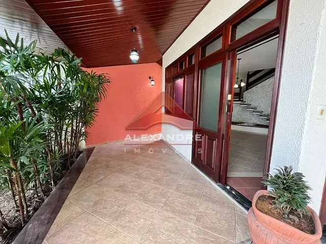 Casa com 275m² 3 quartos e 1 banheiro, à venda, no bairro Condomínio Portal da Mata em Caçapava