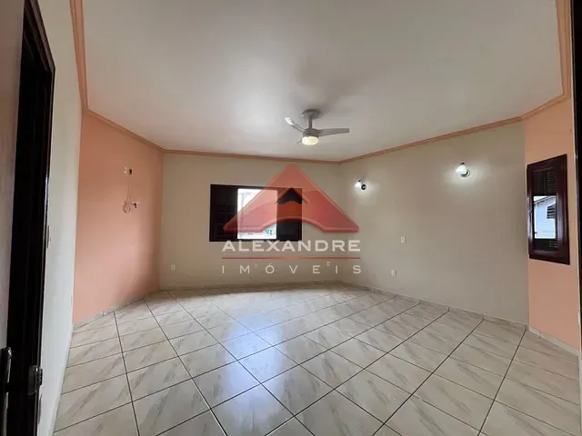 Casa com 275m² 3 quartos e 1 banheiro, à venda, no bairro Condomínio Portal da Mata em Caçapava