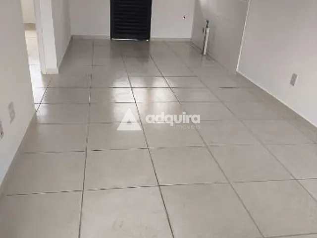 Casa 2 quartos e 1 banheiro, à venda, no bairro Cará-Cará em Ponta Grossa