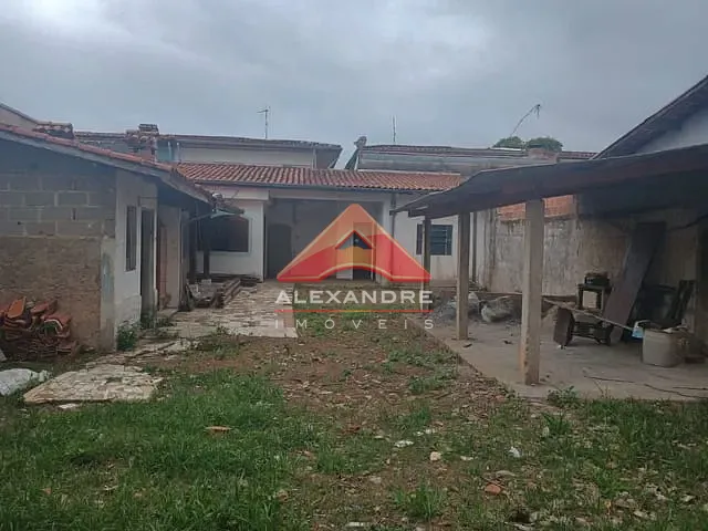Casa com 299m² 1 quarto e 1 banheiro, à venda, no bairro Jardim Satélite em São José dos Campos