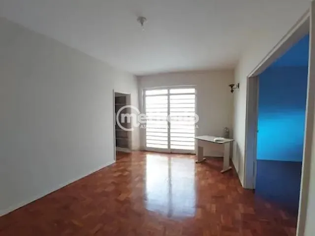 Casa com 450m² 3 quartos e 3 banheiros, para alugar, no bairro Jardim Chapadão em Campinas