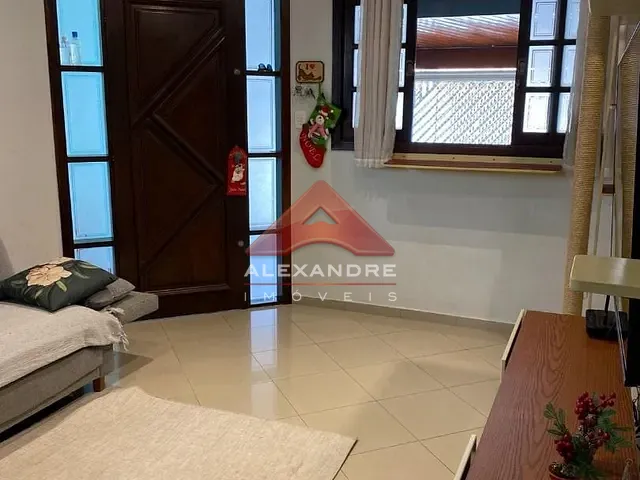 Casa com 125m² 3 quartos e 1 banheiro, à venda, no bairro Loteamento Residencial Vista Linda em São José dos Campos