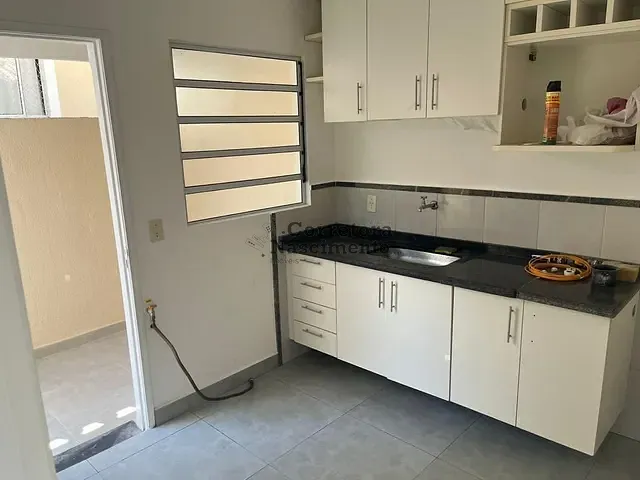 Casa com 79m², à venda ou para alugar, no bairro Urbanova em São José dos Campos