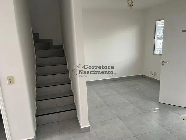 Casa com 79m², à venda ou para alugar, no bairro Urbanova em São José dos Campos