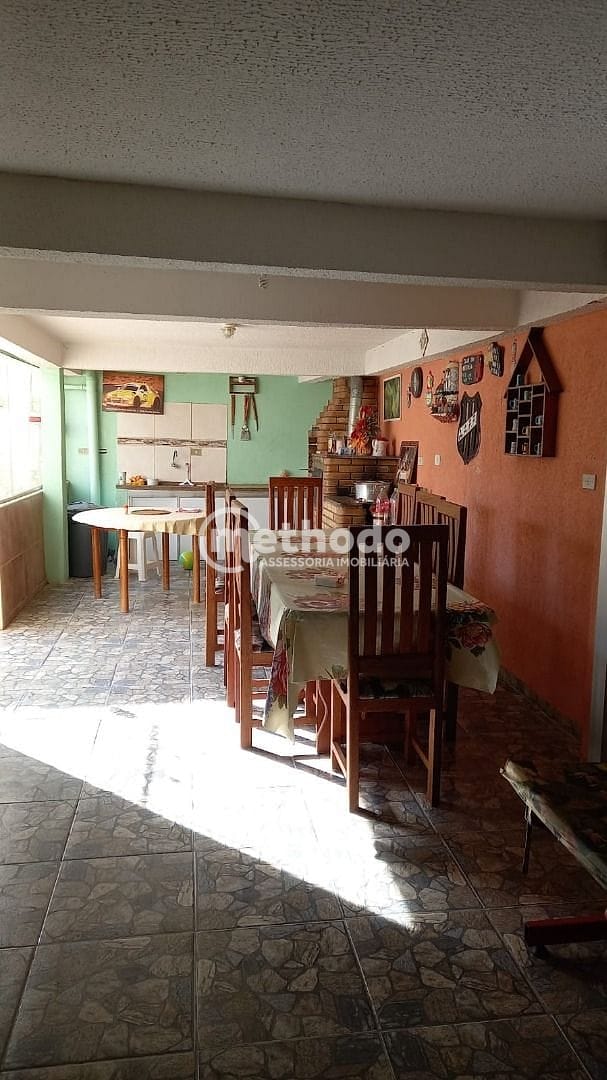 Casa, 3 quartos, 221 m² - Foto 6