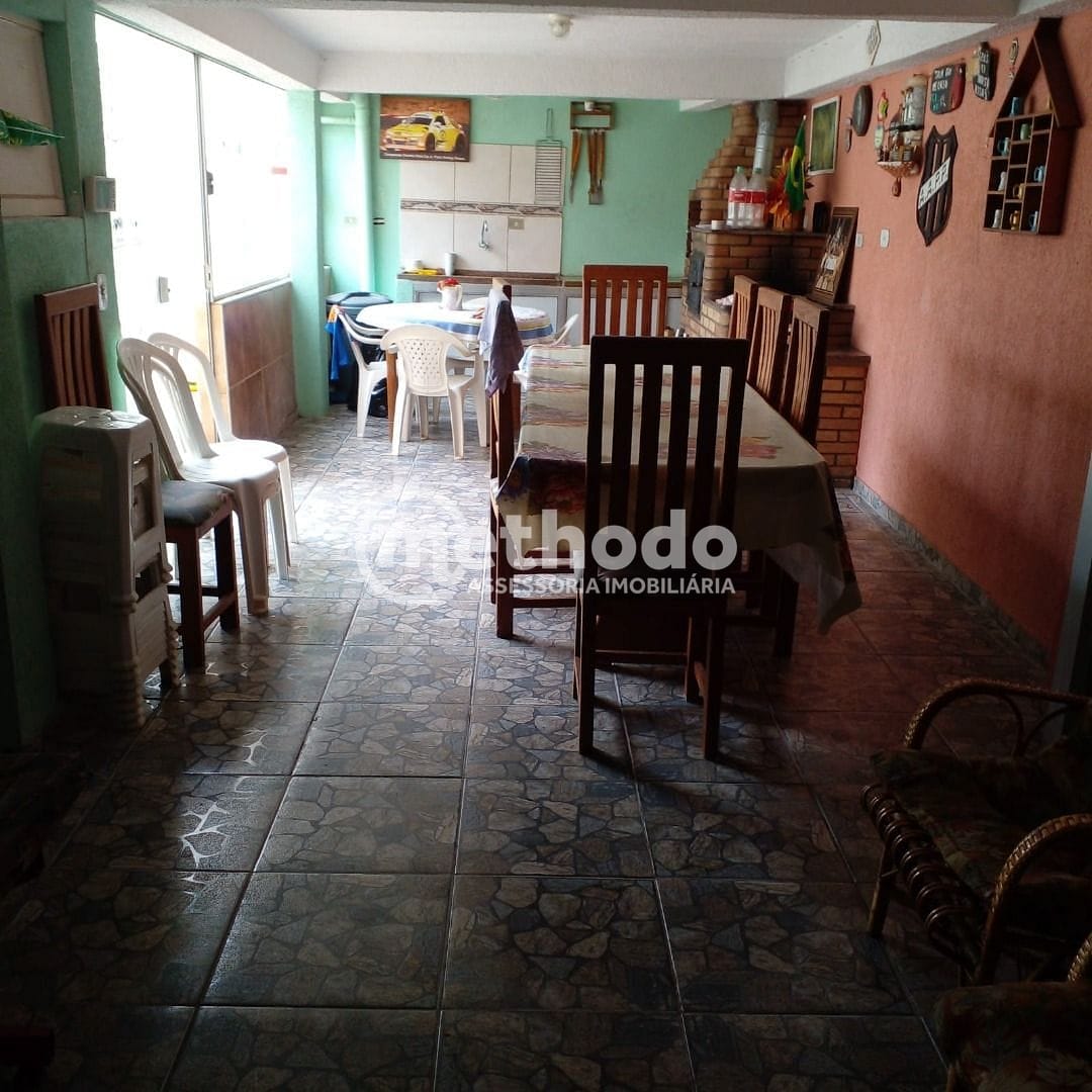 Casa, 3 quartos, 221 m² - Foto 7