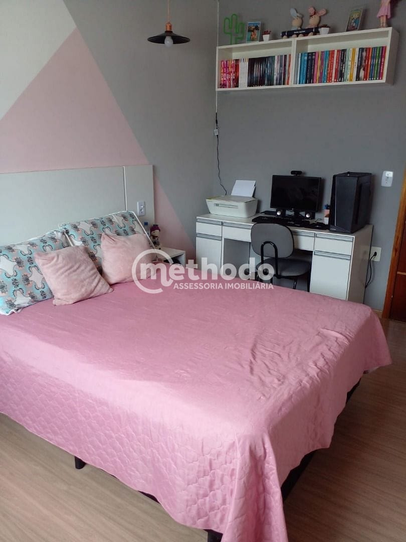 Casa, 3 quartos, 221 m² - Foto 13