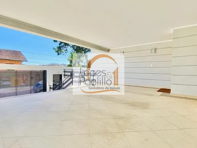 Casa com 360m² 3 quartos e 4 banheiros, à venda, no bairro Parque Arco Iris em Atibaia