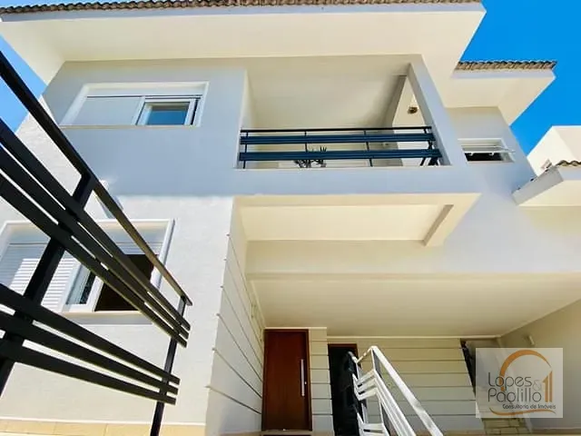 Casa com 360m² 3 quartos e 4 banheiros, à venda, no bairro Parque Arco Iris em Atibaia