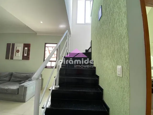 Casa com 150m², à venda, no bairro Jardim das Indústrias em São José dos Campos