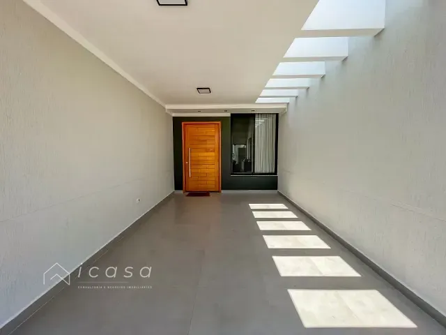 Casa com 300m² 3 quartos e 3 banheiros, à venda, no bairro Centro em Taubaté
