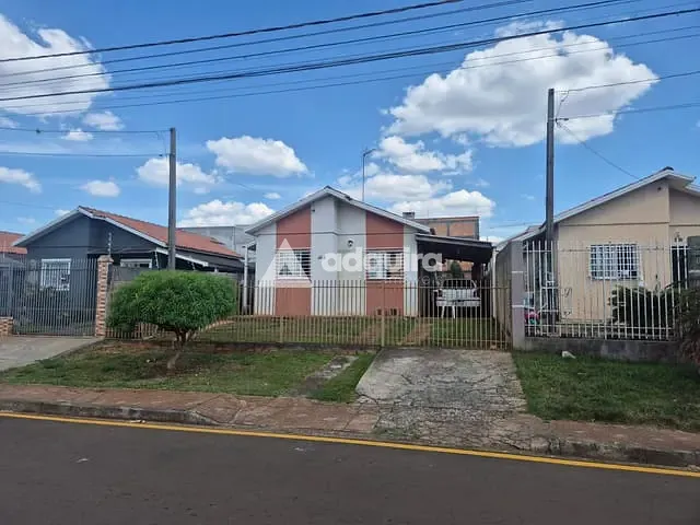 Casa com 250m² 2 quartos e 1 banheiro, à venda, no bairro Cará-cará em Ponta Grossa