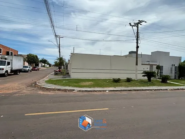 Casa com 600m² 5 quartos e 6 banheiros, à venda, no bairro Jardim Tropical em Rondonópolis