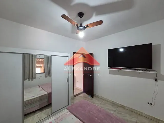 Casa com 150m² 3 quartos e 2 banheiros, à venda, no bairro Vila Tatetuba em São José dos Campos