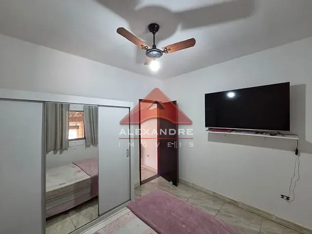 Casa com 150m² 3 quartos e 2 banheiros, à venda, no bairro Vila Tatetuba em São José dos Campos
