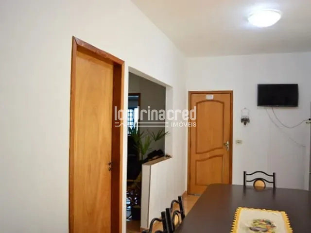 Casa com 398m², à venda, no bairro Vila Esperança em Ibiporã