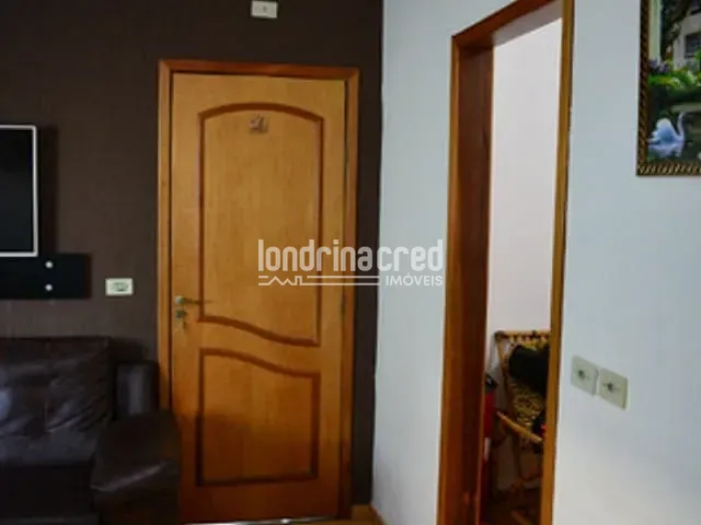 Casa com 398m², à venda, no bairro Vila Esperança em Ibiporã