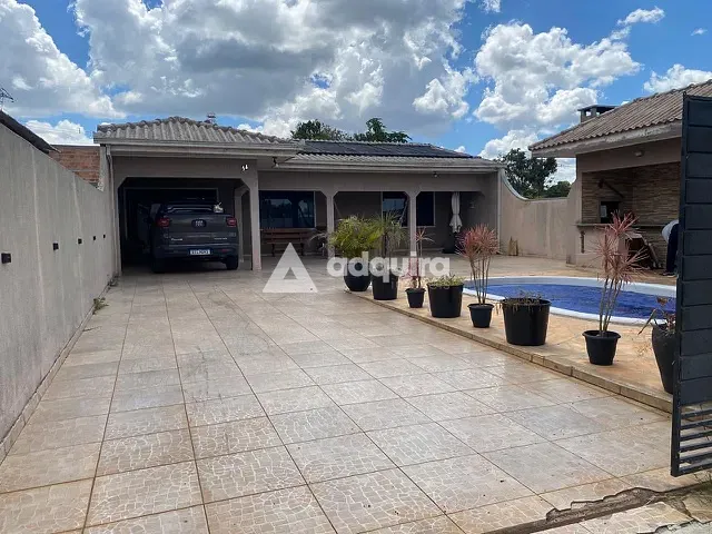 Casa 2 quartos e 3 banheiros, à venda ou para alugar, no bairro Jardim Carvalho em Ponta Grossa