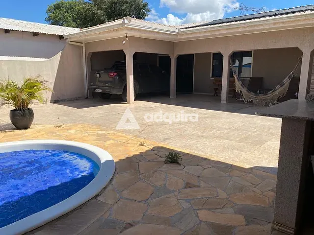 Casa 2 quartos e 3 banheiros, à venda ou para alugar, no bairro Jardim Carvalho em Ponta Grossa