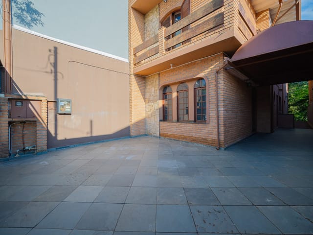 Foto do Casa - Casa tipo para venda em Jardim D'Abril com 3 quartos, 216m² | Lares e Andares Imóveis