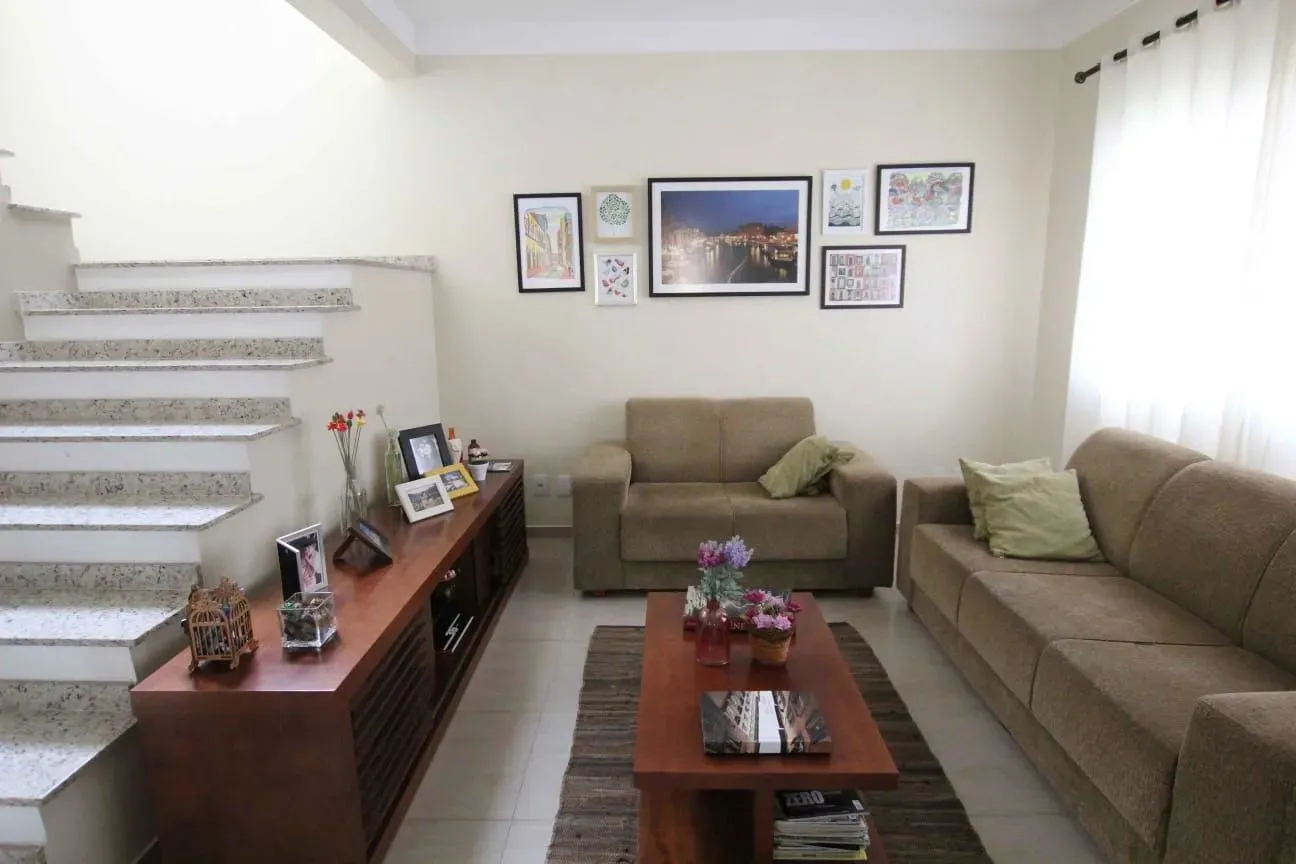 Casa, 4 quartos, 238 m² - Foto 1