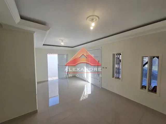 Casa com 250m² 4 quartos e 3 banheiros, à venda, no bairro Jardim Ismênia em São José dos Campos