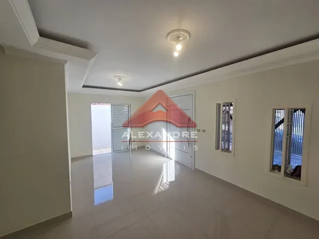 Casa com 250m² 4 quartos e 3 banheiros, à venda, no bairro Jardim Ismênia em São José dos Campos