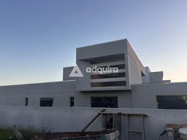 Casa com 300m² 3 quartos e 2 banheiros, à venda, no bairro Jardim Carvalho em Ponta Grossa