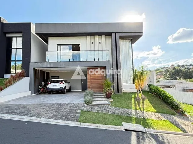 Casa 4 quartos e 5 banheiros, à venda, no bairro Orfãs em Ponta Grossa